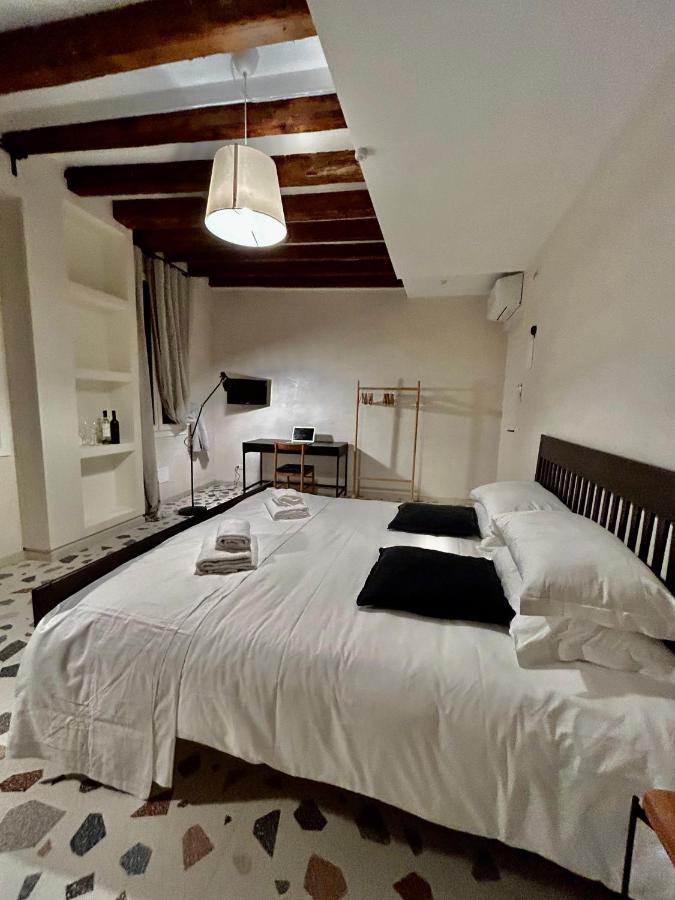 Farini Suites Wi-Fi Venedig Eksteriør billede