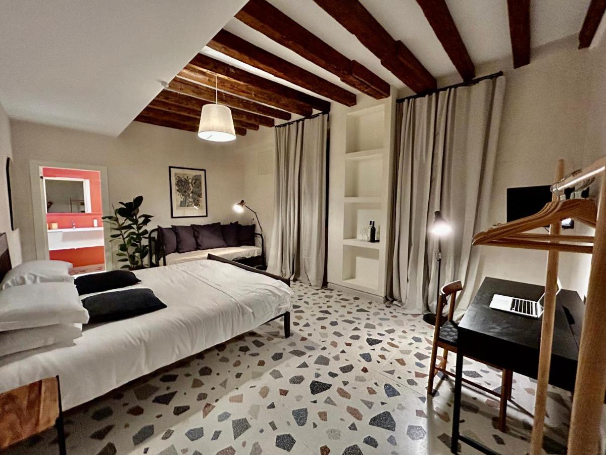 Farini Suites Wi-Fi Venedig Eksteriør billede