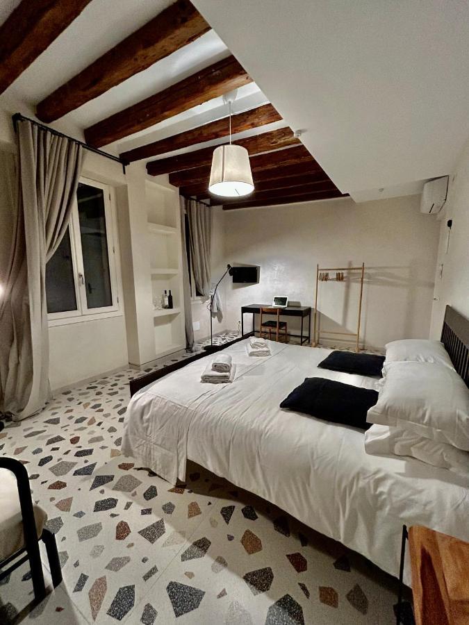Farini Suites Wi-Fi Venedig Eksteriør billede