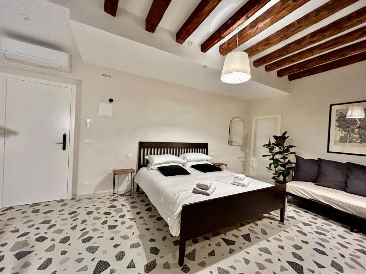 Farini Suites Wi-Fi Venedig Eksteriør billede