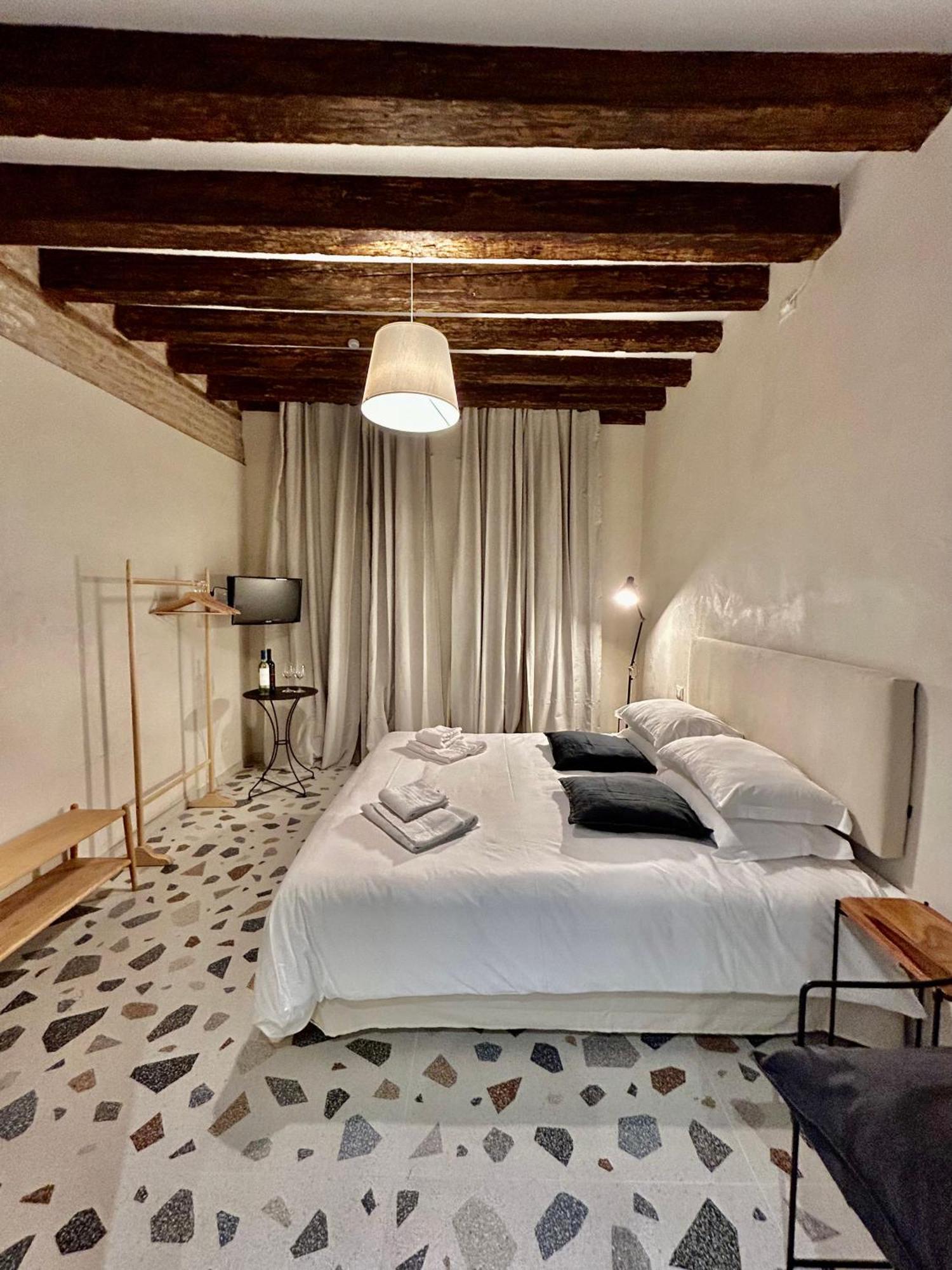 Farini Suites Wi-Fi Venedig Eksteriør billede